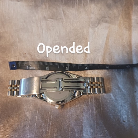 VINTAGE INVICTIA LIMITED EDITION MENS MICKEY MOUSE GOLD WATCH QUARTZ MOVEMENT. - Picture 16 of 16